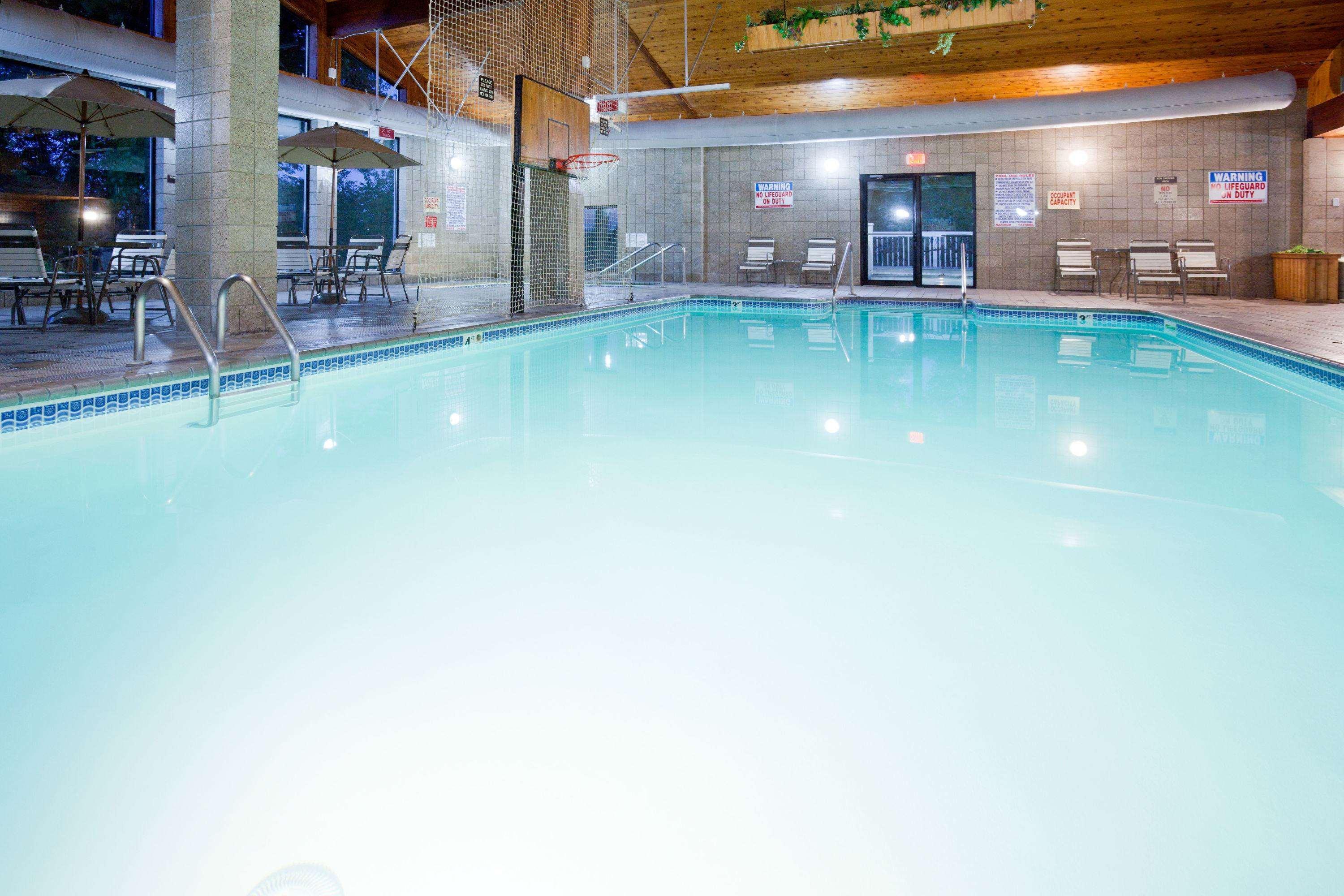 Americinn By Wyndham New Richmond Extérieur photo