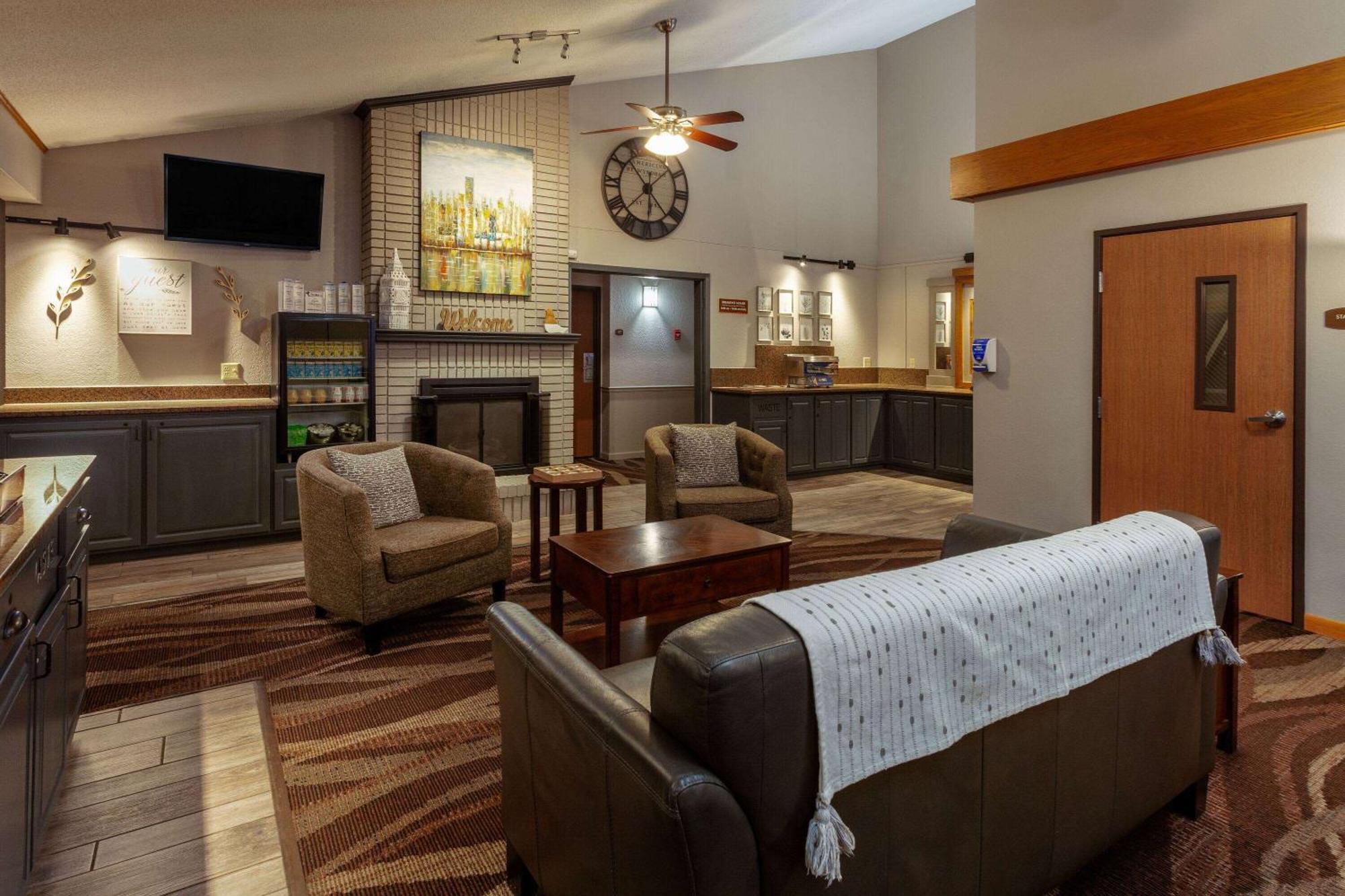 Americinn By Wyndham New Richmond Extérieur photo