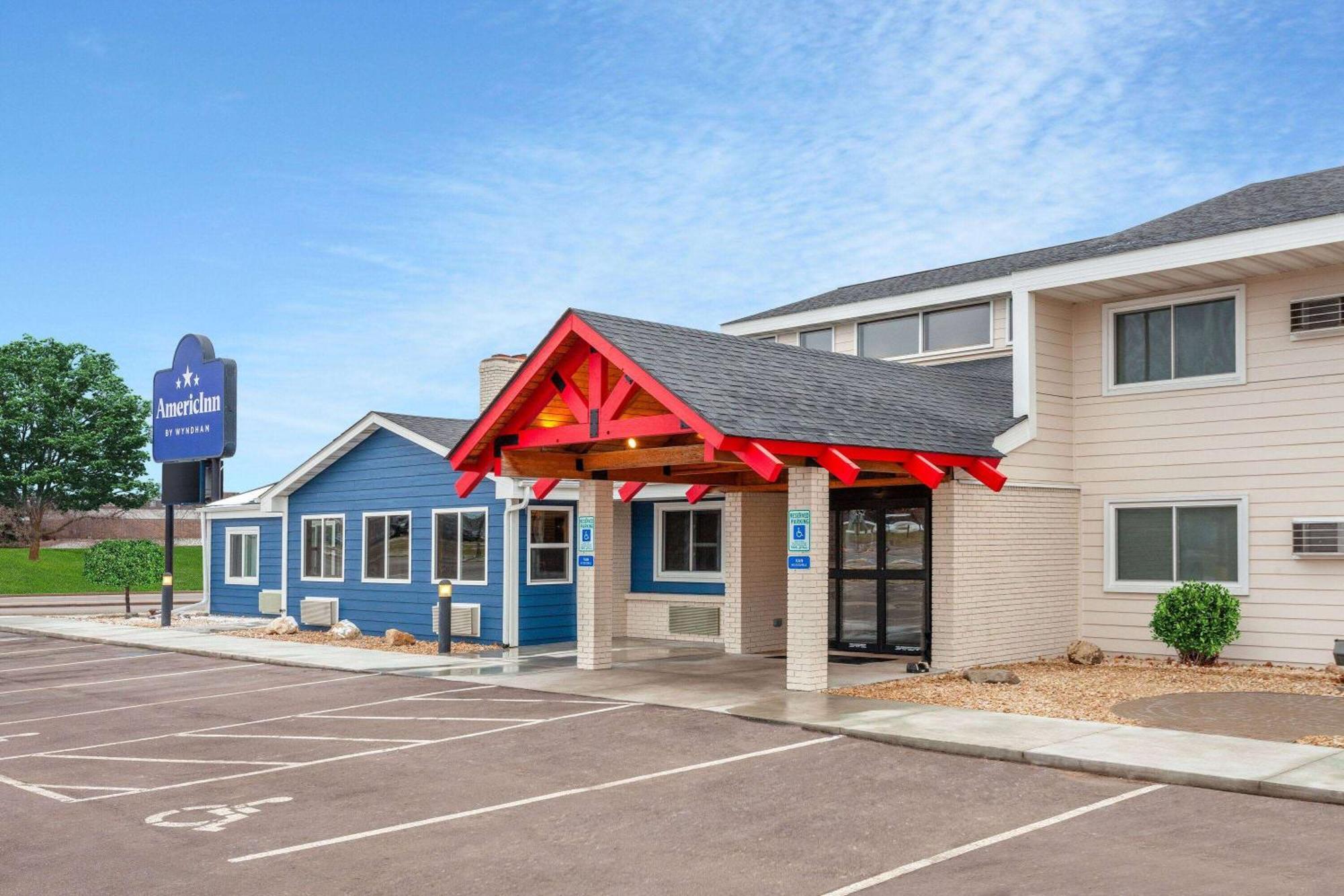Americinn By Wyndham New Richmond Extérieur photo